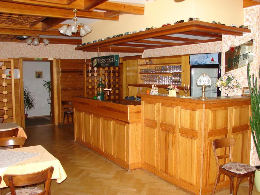 Hotel-Restaurant-Adler Reichenbach im Vogtland Dış mekan fotoğraf